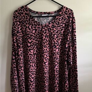 Lularoe Elizabeth swing top.
